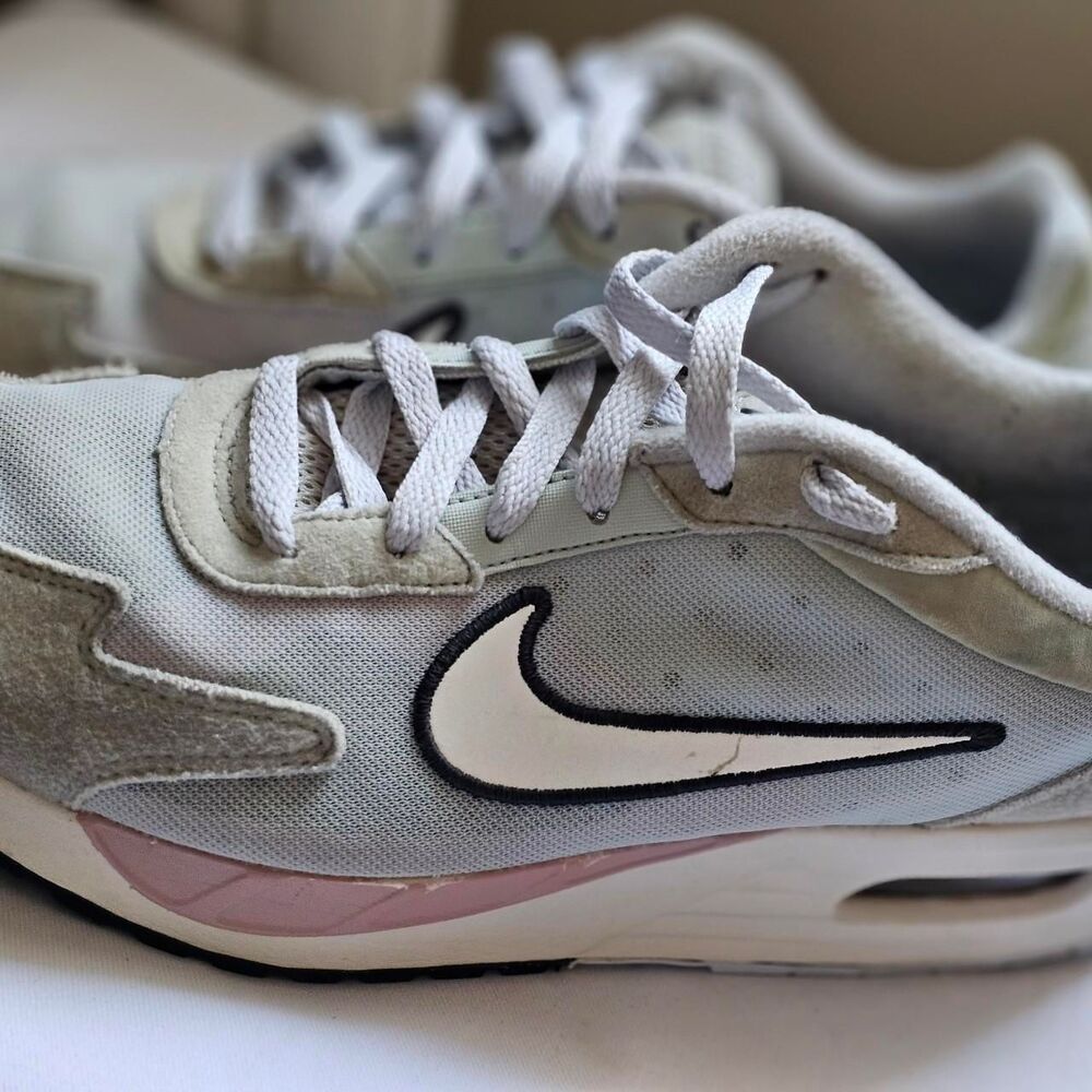 Nike Air Max Solo Women's Size 7